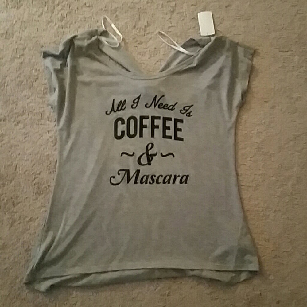 Short sleeve criss cross open back T-Shirt (M)
